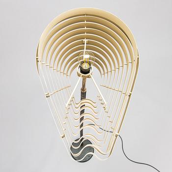 Alvar Aalto, an 'Angel's Wing' floor lamp, 805. Manufactured by Valaistustyö.