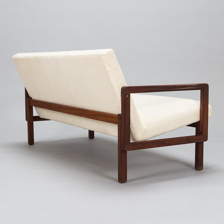 Aulis Leinonen, A 1960's '1416' sofa for Asko.