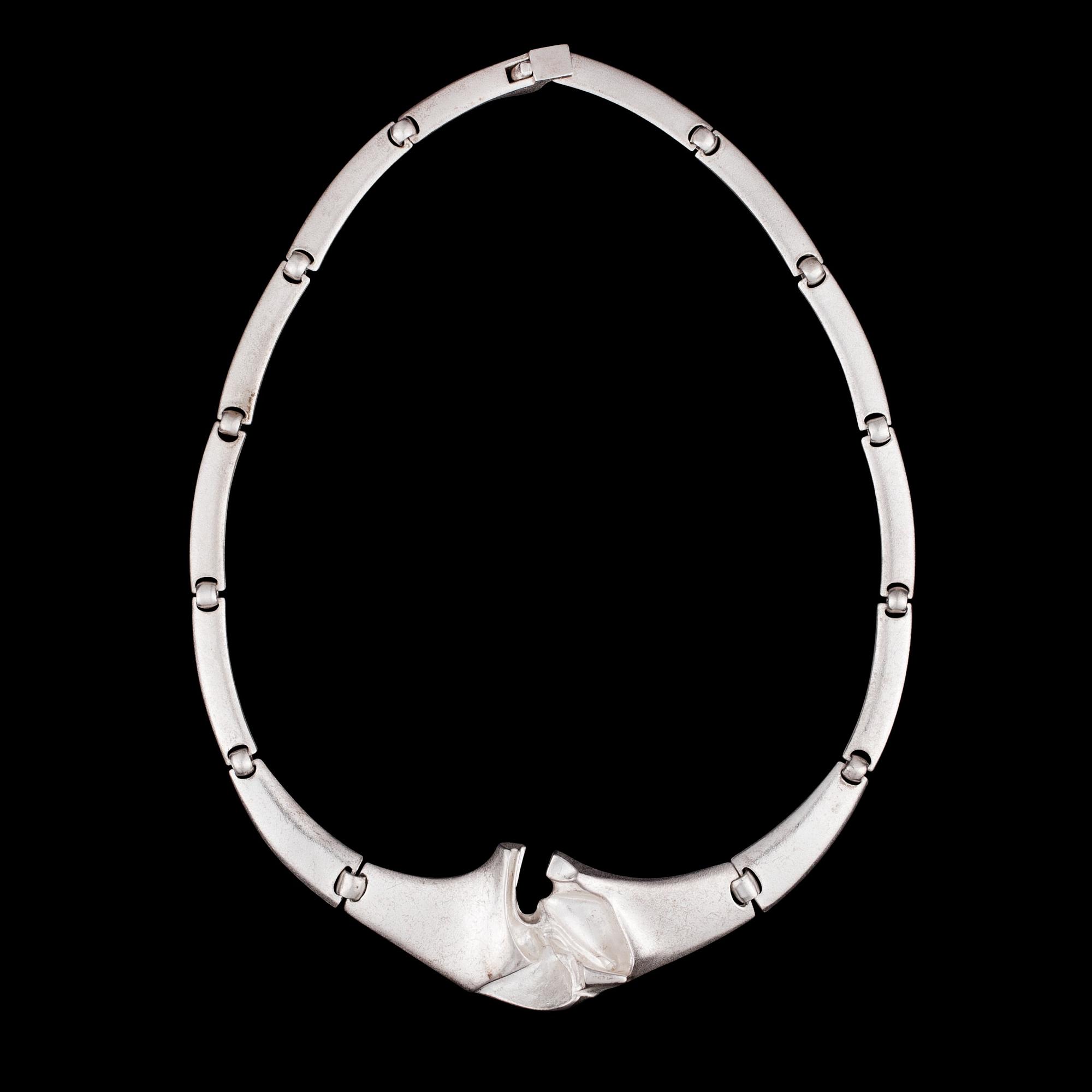 Björn Weckström, A NECKLACE.