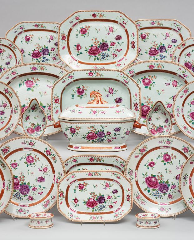 An extensive famille rose dinner service, Qing dynasty, Qianlong (1736-95). (110 pieces).