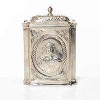 A small Lübeck silver tea-caddy, marks of Samuel Hoff the Elder, circa 1740.