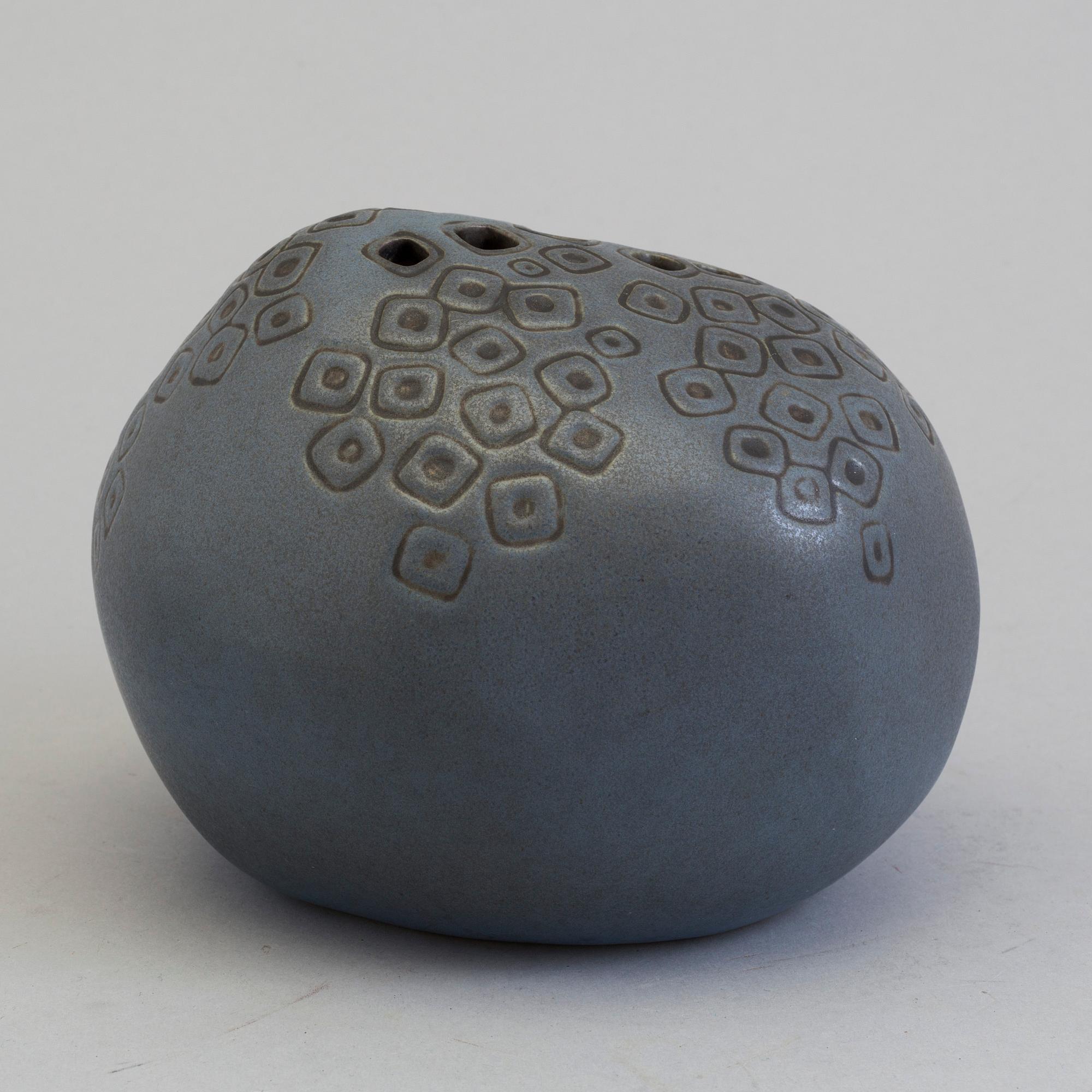 A stoneware art object by Jan de Rooden, Gustavsberg 1960´s.