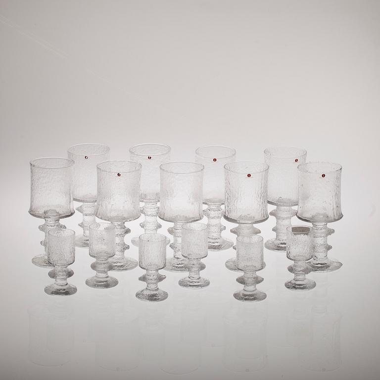 DRICKSGLAS, 9 st, "Jubileums-Festivo" samt DRICKSGLAS, 6 st, "Senatorn" design Timo Sarpaneva, Iittala, 1980-tal.