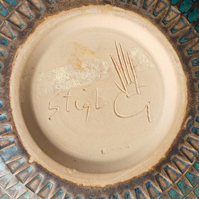 Stig Lindberg, a stoneware vase, Gustavsberg studio, Sweden 1963.