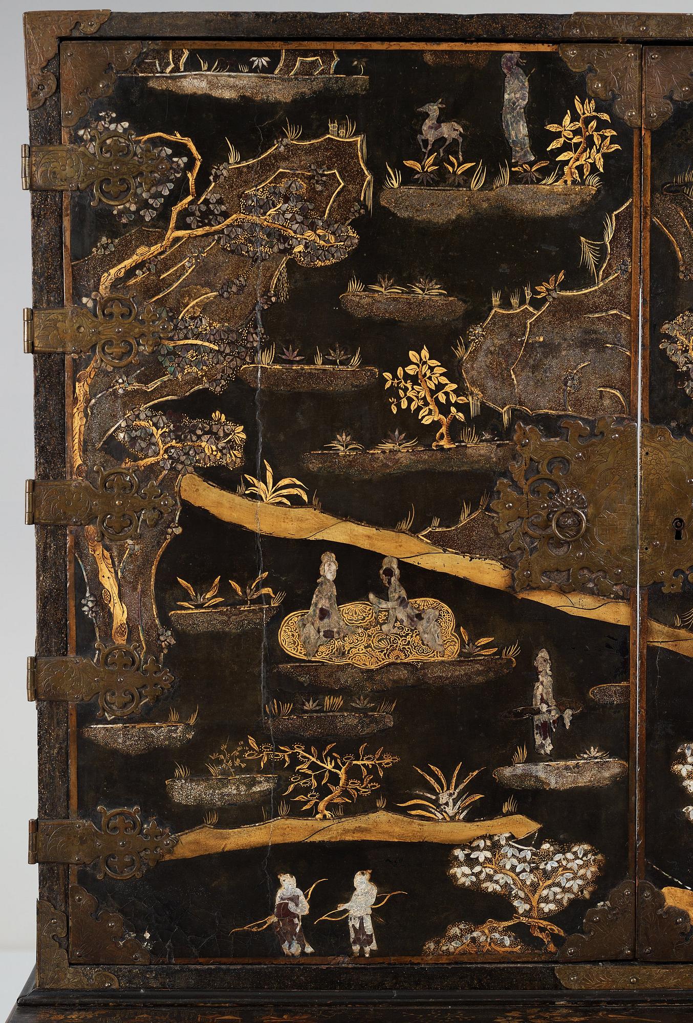 SKÅP, Japan, Edo (1603-1868), senare ställ.