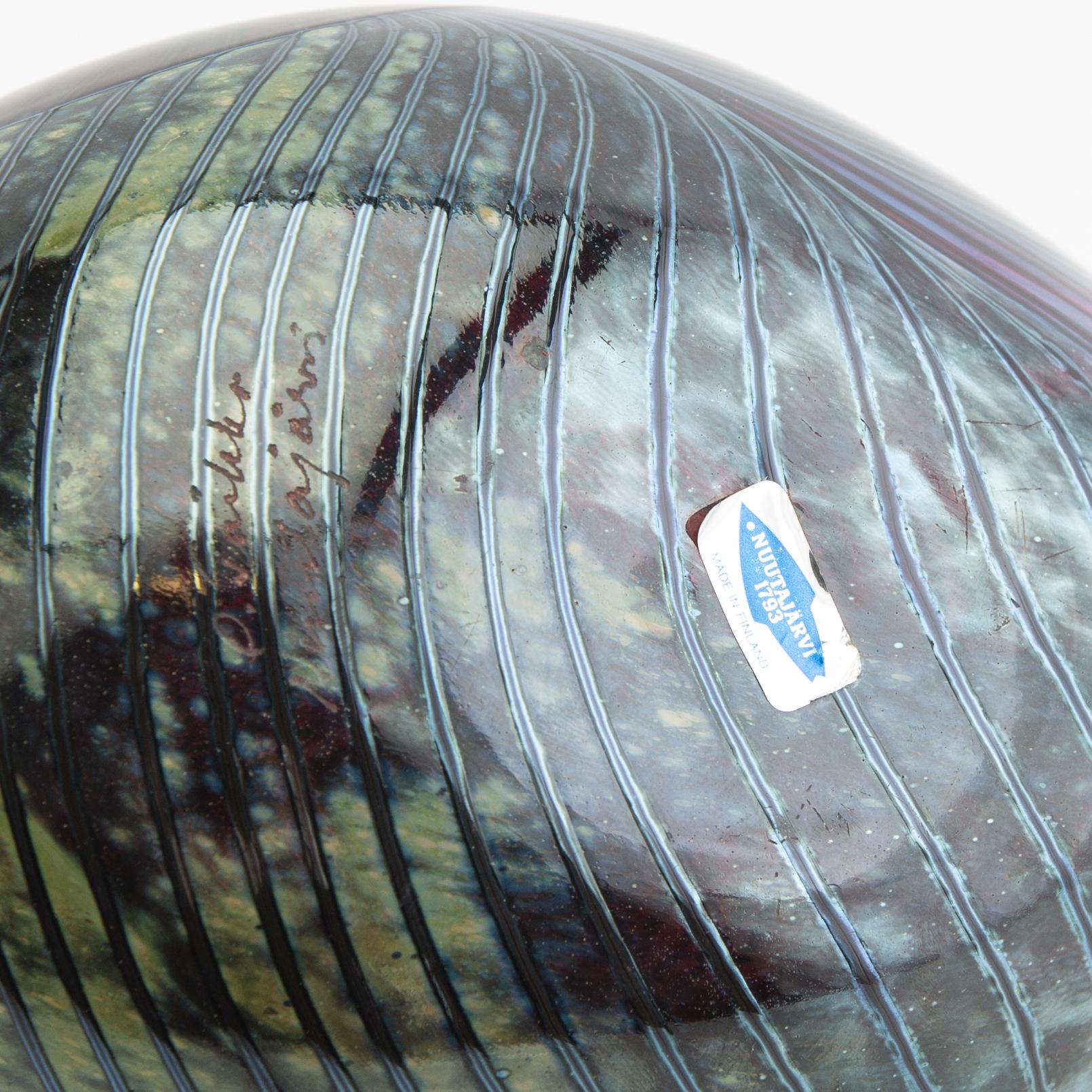 Oiva Toikka, Figurine Nuutajärvi/Notsjö Finland signed glass.