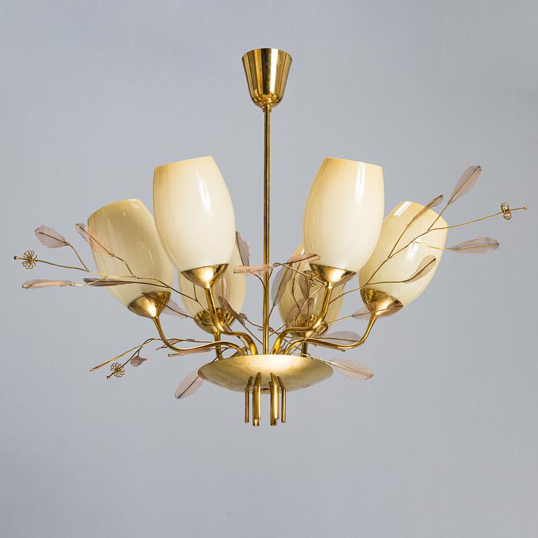 Paavo Tynell, A mid-20th-century '9029/6' chandelier for Taito, Finland.