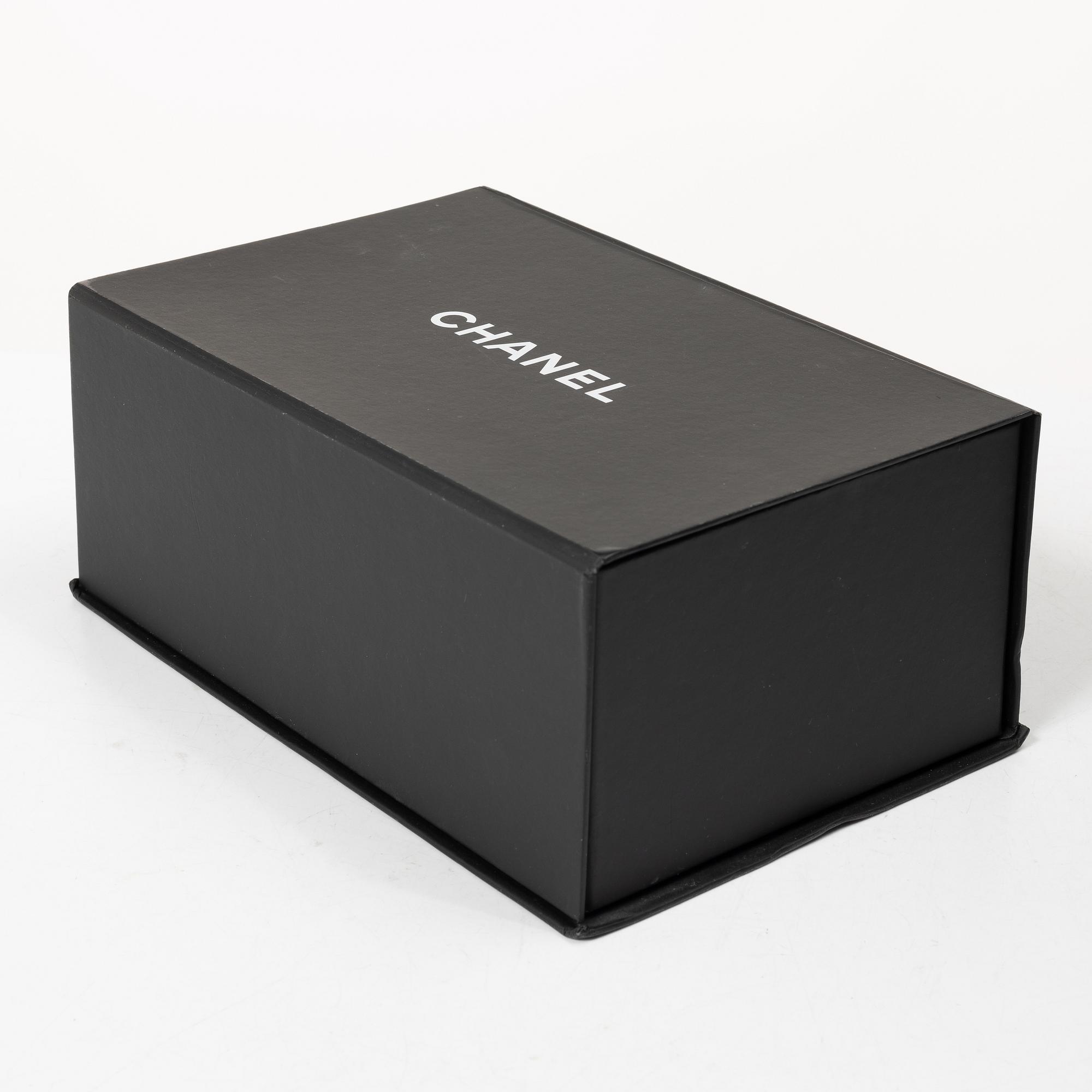 Chanel, Bag, “Mini Box Bag”.