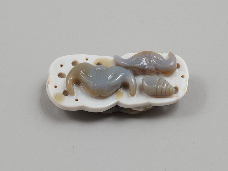 FIGURIN, agat. Qing dynastin.