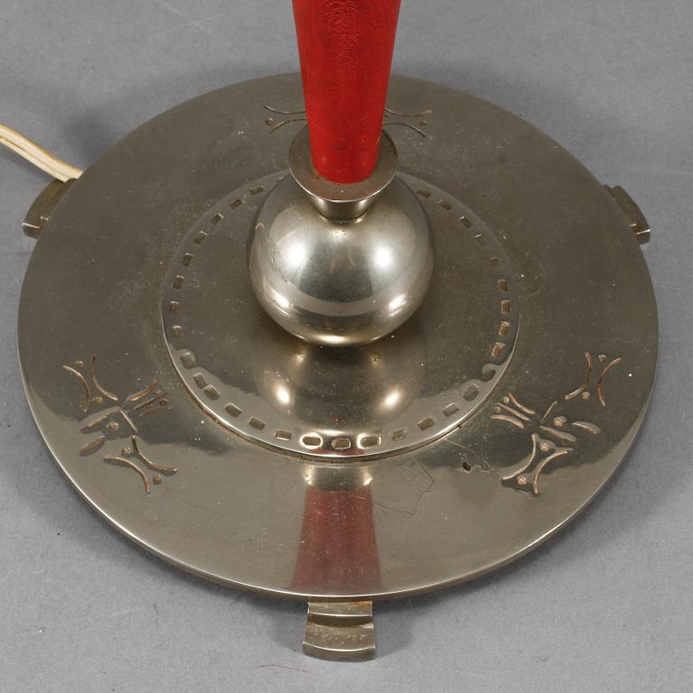 BORDSLAMPA, 1900-talets andra kvartal.