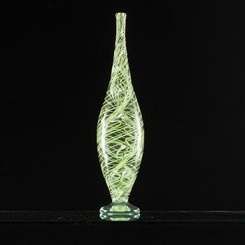 KONSTGLAS, signerat Kari Alakoski Nj 08.