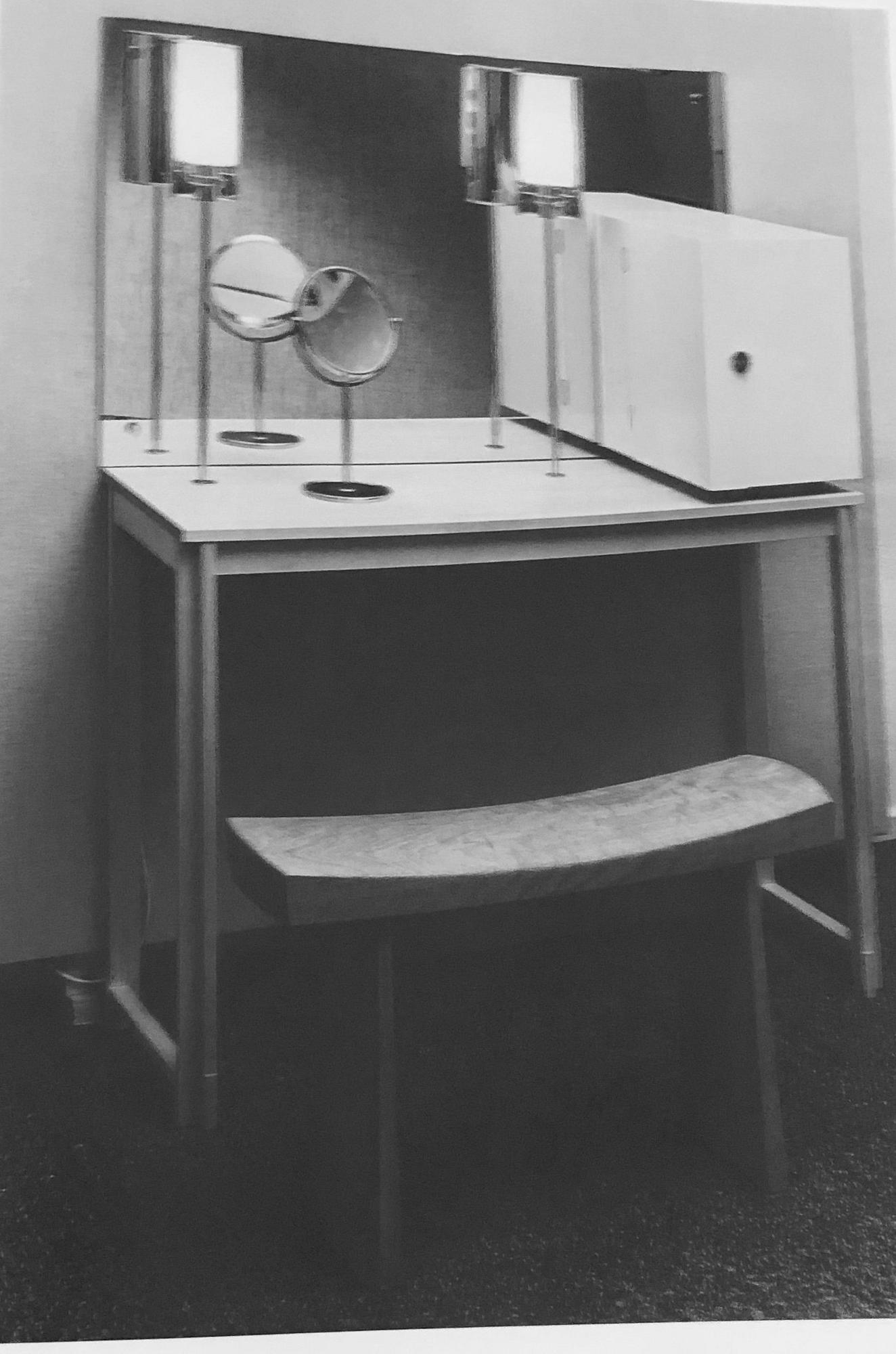 HANS KEMPE & LARS-ERIK LJUNGLÖF, a stool, "HI 8", executed by cabinet maker David Sjölinder for  The HI-group in 1960.
