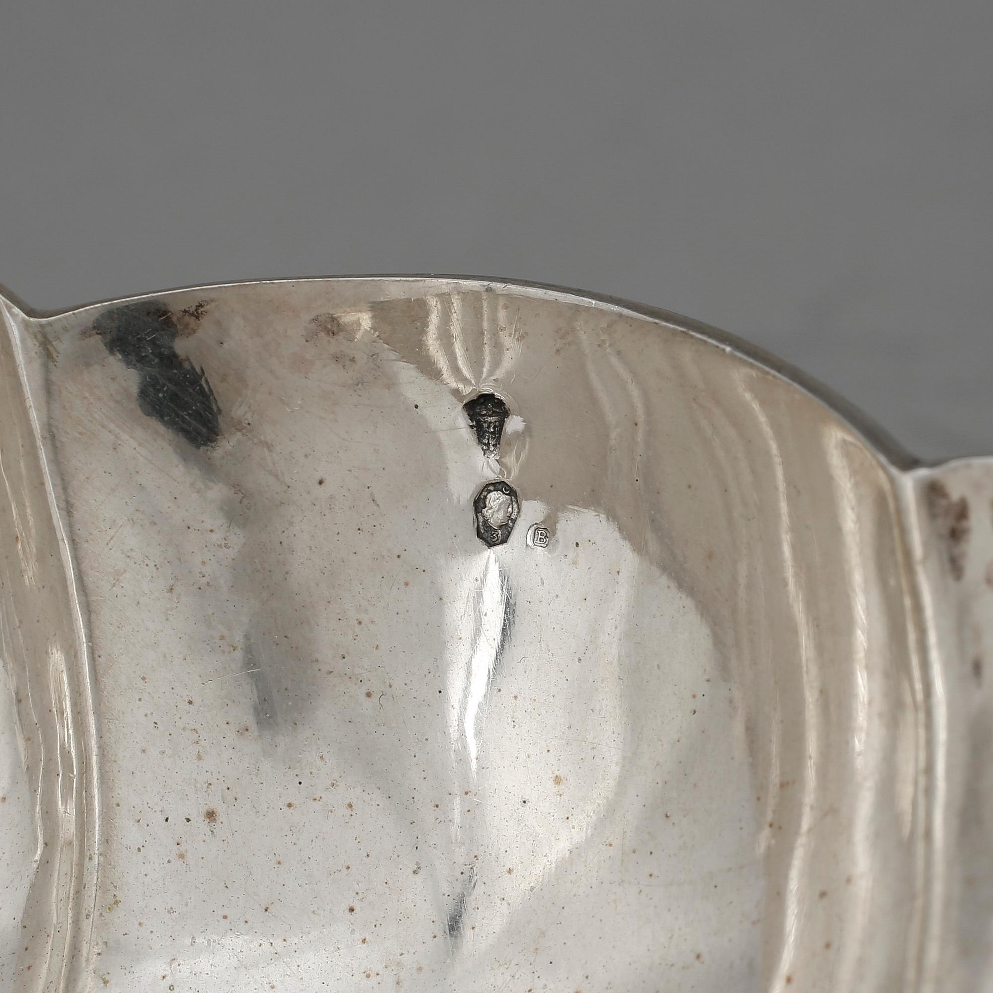 SKÅLFAT, silver, Ungern, 1937-1965. Vikt ca 400 gram.