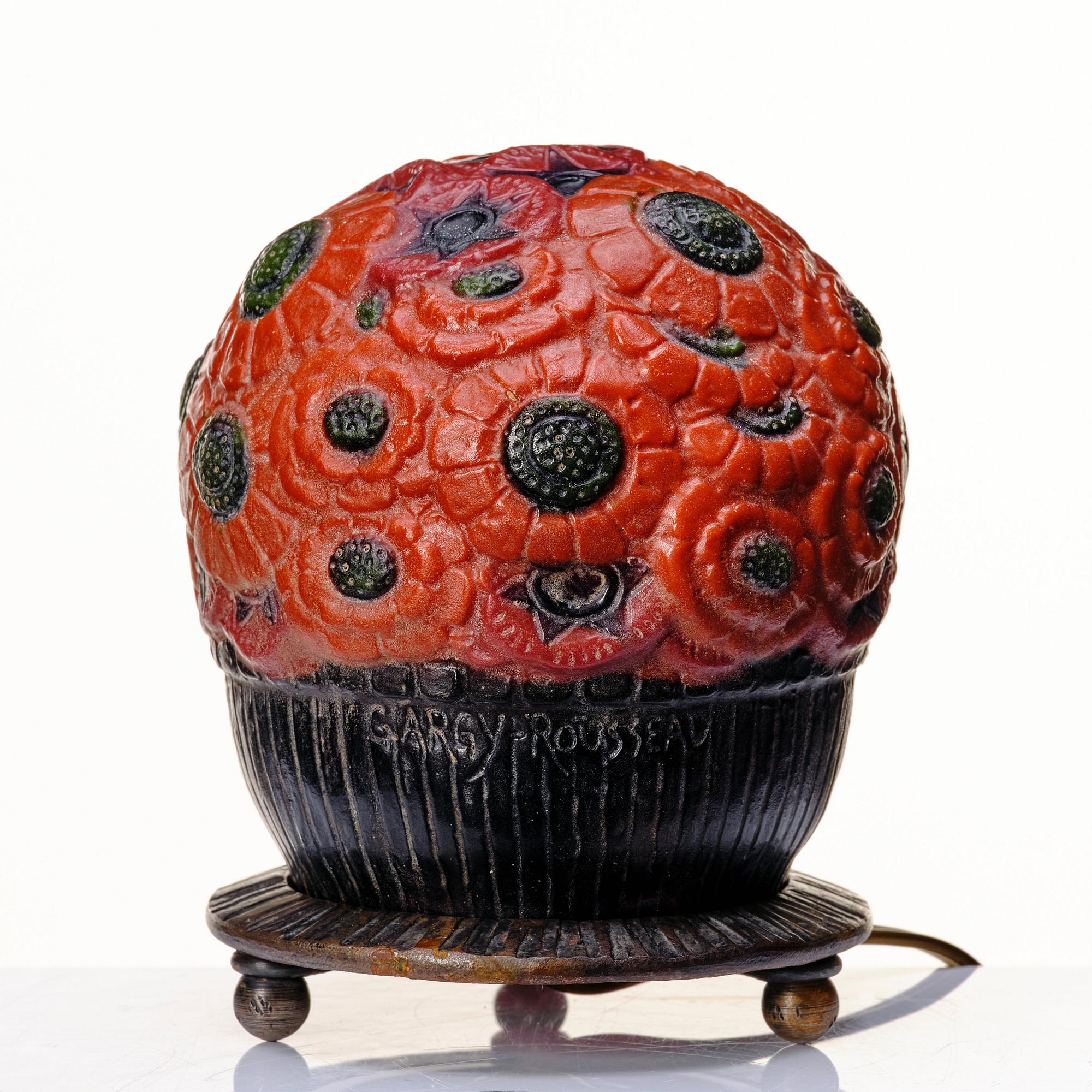 Gabriel Argy-Rousseau, bordslampa, "nattlampa", pâte-de-verre, Frankrike ca 1925.