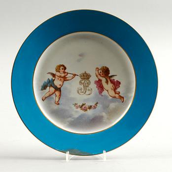 TALLRIK, porslin. Sevres 1843, Chateau de Tuileries.