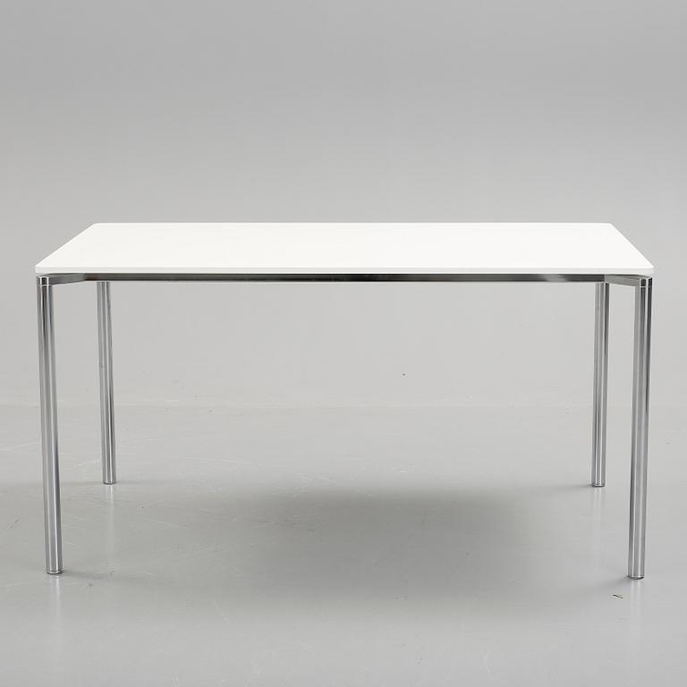 BORD, Fritz Hansen, "Plano" P934.