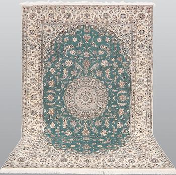 Matta, Nain, part silk, s.k. 6 LAA, ca 239 x 160 cm.