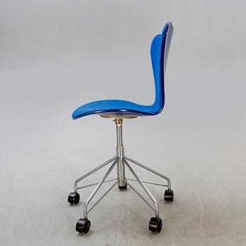 Arne Jacobsen, a Sjuan desk chair for Fritz Hansen Denmark 1989.