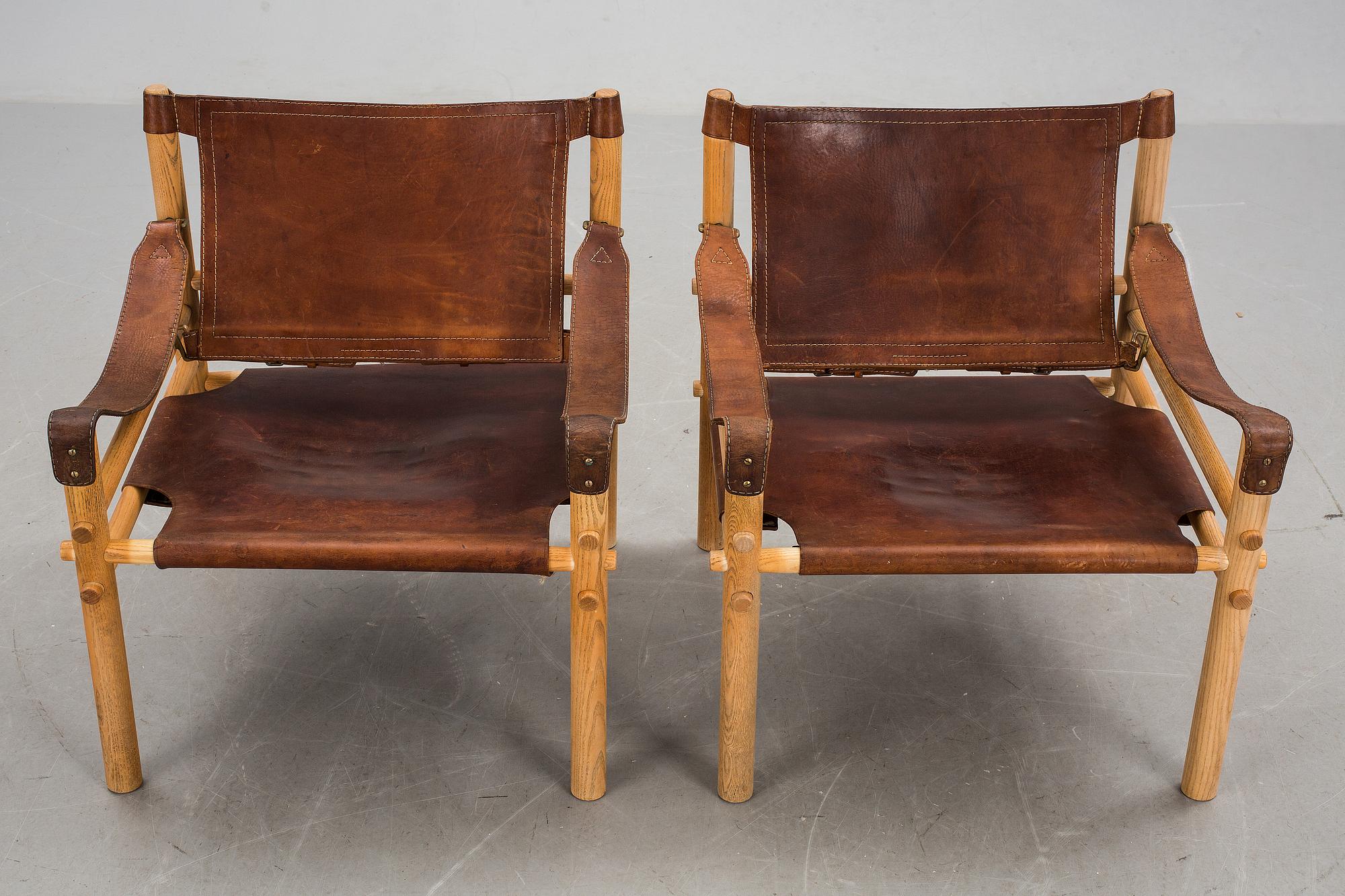 KARMSTOLAR, ett par, "Sirocco", Arne Norell, 1900-talets senare del.