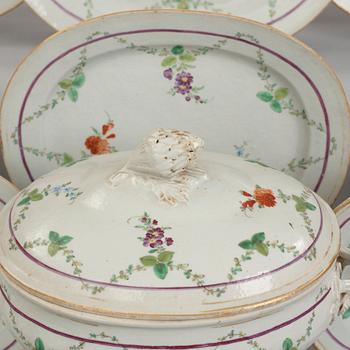 A famille rose dinner service, Qing dynasty, Qianlong (1736-95). (115 pieces).