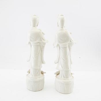Guanyin, 2 pcs, Blanc de Chine China 20th century porcelain.