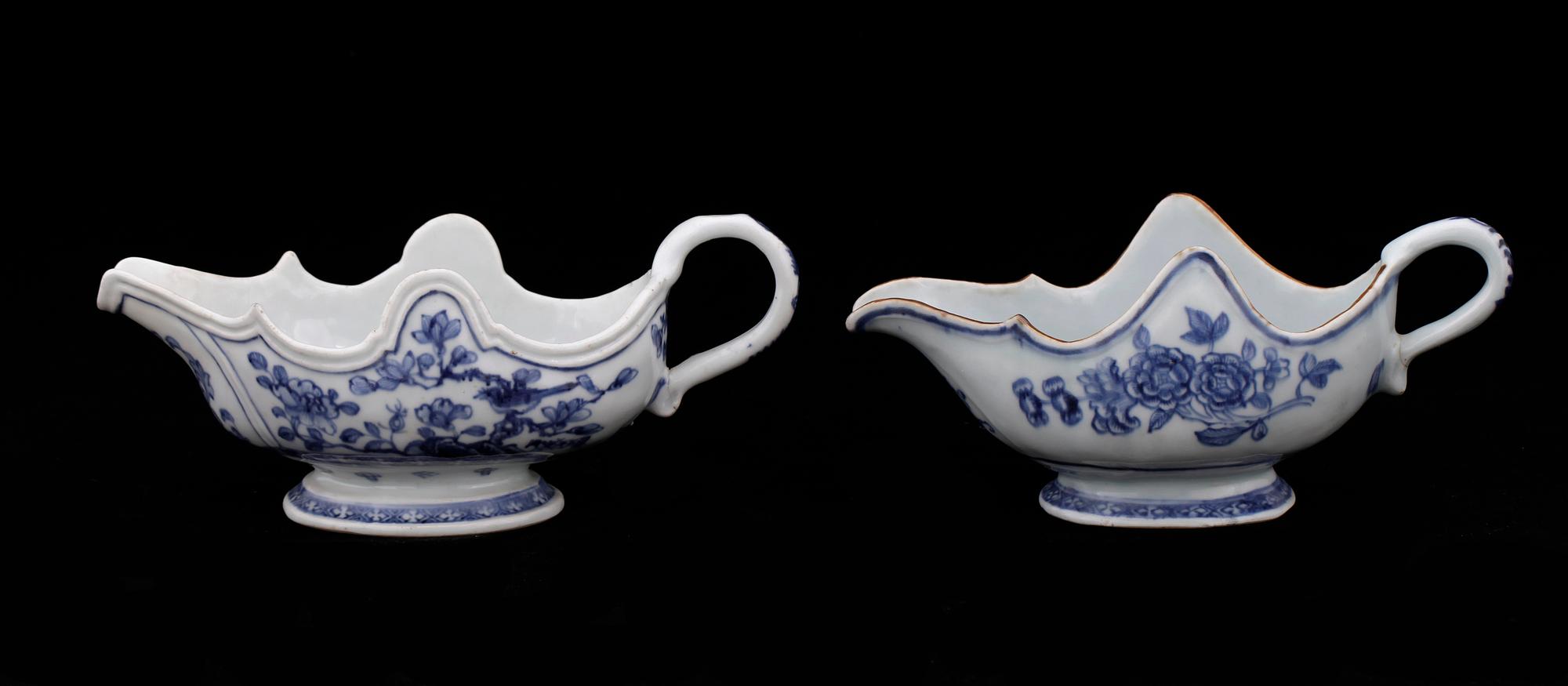 SÅSSNIPOR, 2 st, porslin, Qianlong, Kina 1700-tal.