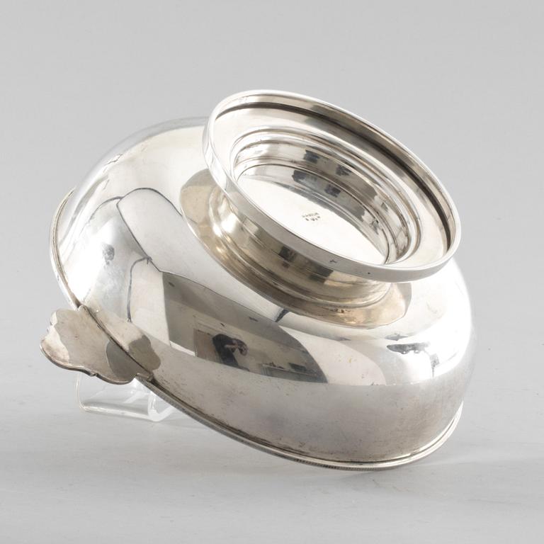SKÅL, silver, W.A. Bolin, Stockholm, 1935, vikt ca 435g.