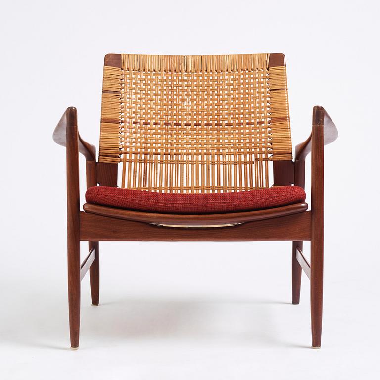 Ib Kofod-Larsen, an 'Åre' easy chair, model nr '809', Olof Persons Fåtöljindustri (OPE), Sweden, 1950-60s.