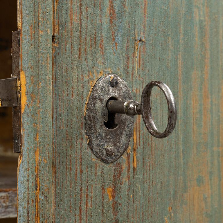 Corner cabinet. Folk art. 19th century.