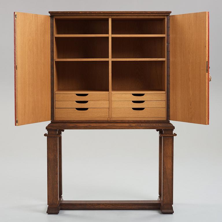 Otto Schulz, a Swedish Modern cabinet on stand, Boet, Gothenburg, Sweden, 1940.