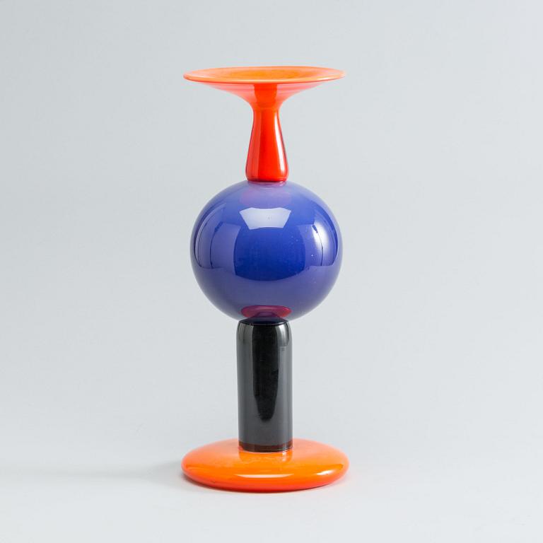 A 1980 Vistosi, Murano glass vase/object.