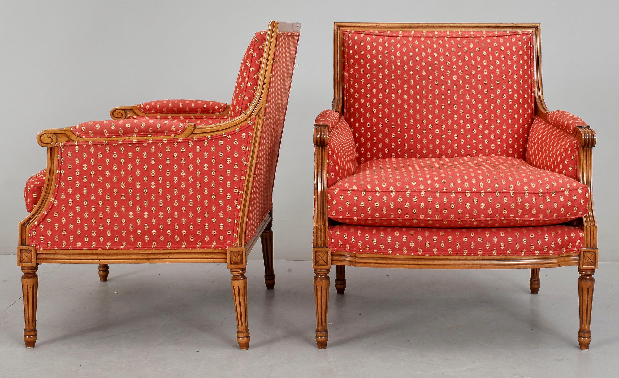 FÅTÖLJER, ett par, gustaviansk stil, 1900-tal.