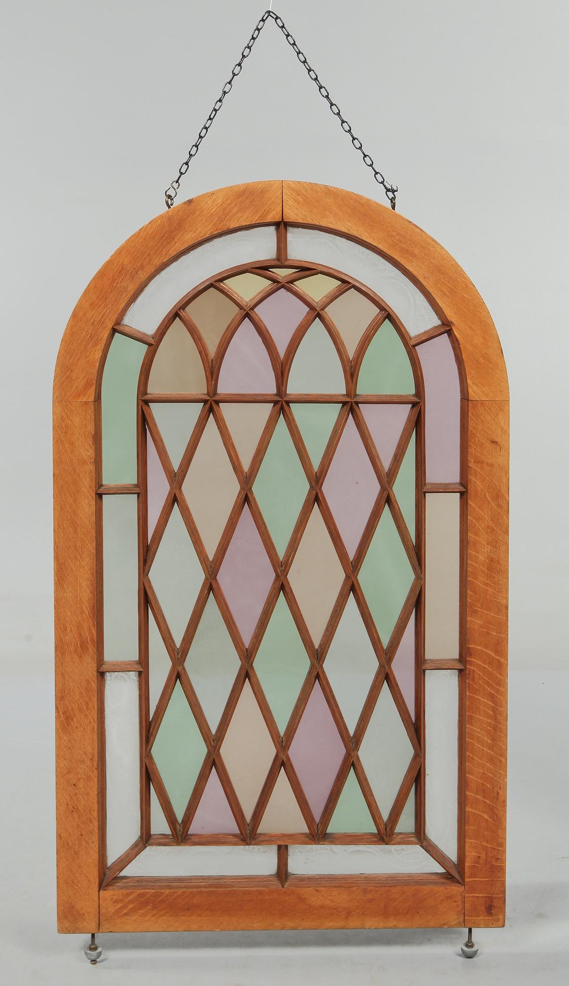 KYRKFÖNSTER, 1800-tal.