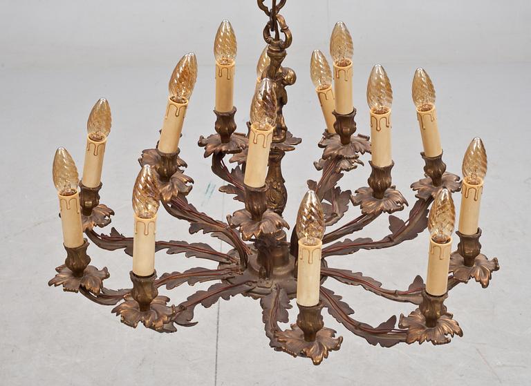 LJUSKRONA, rokokostil. 1900-talets första hälft.