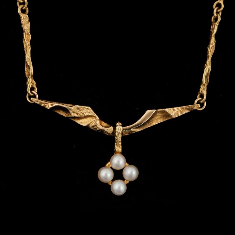 COLLIER, 18k guld, "Pearlflower" Björn Weckström, Fyrklövern Lapponia, Finland 1999. Totalvikt 10,8 g.