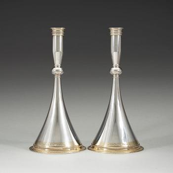 WIWEN NILSSON, ljusstakar, ett par, Lund 1957, sterling.