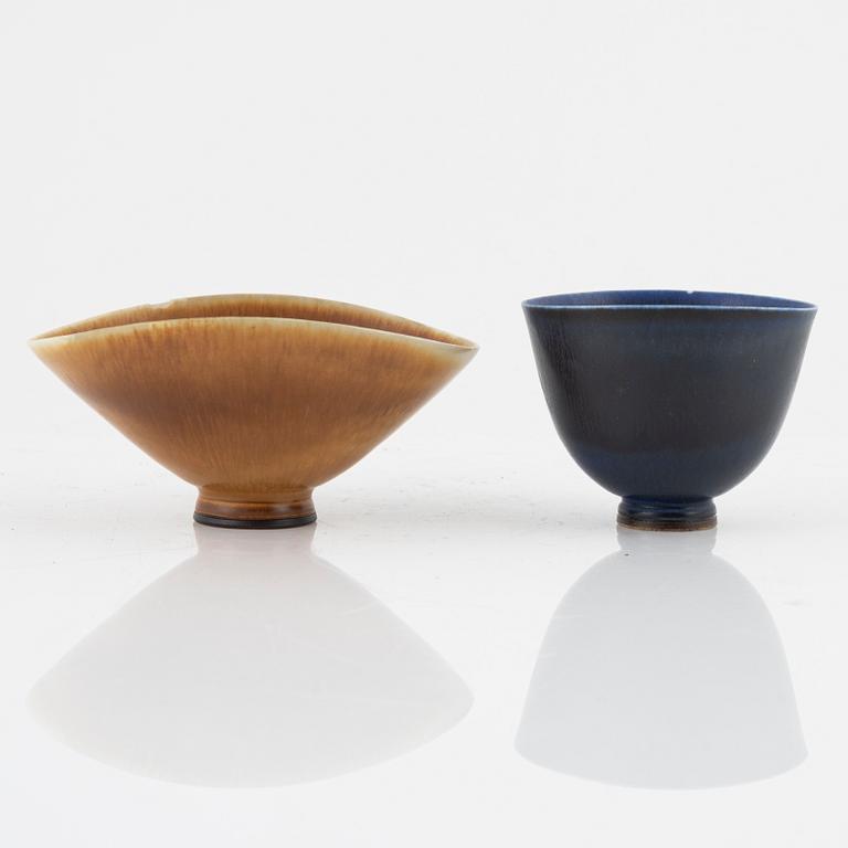 Berndt Friberg, a set of two stoneware bowls, Gustavsberg, Sweden.