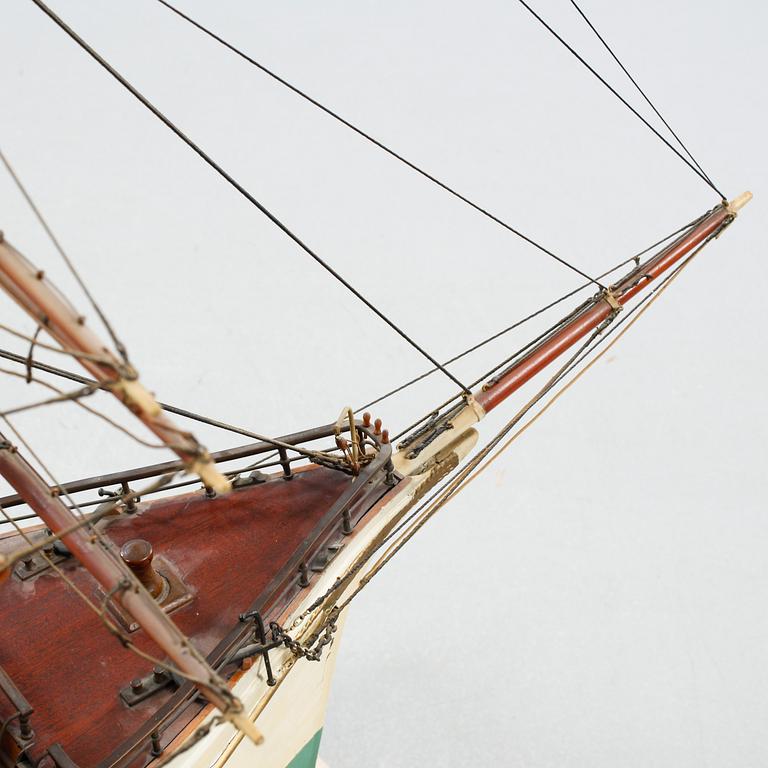 An early 20th century model of the ship 'Bohus'.