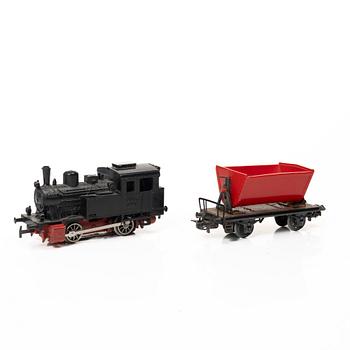 Märklin, locomotives, 7 pcs, railbus, 2 parts, as well as cars, 7 pcs, Germany.
