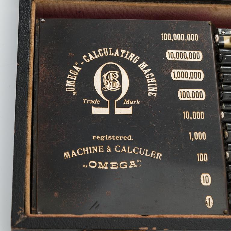 Laskukone, "Omega Calculating Machine", 1900-luvun alku.