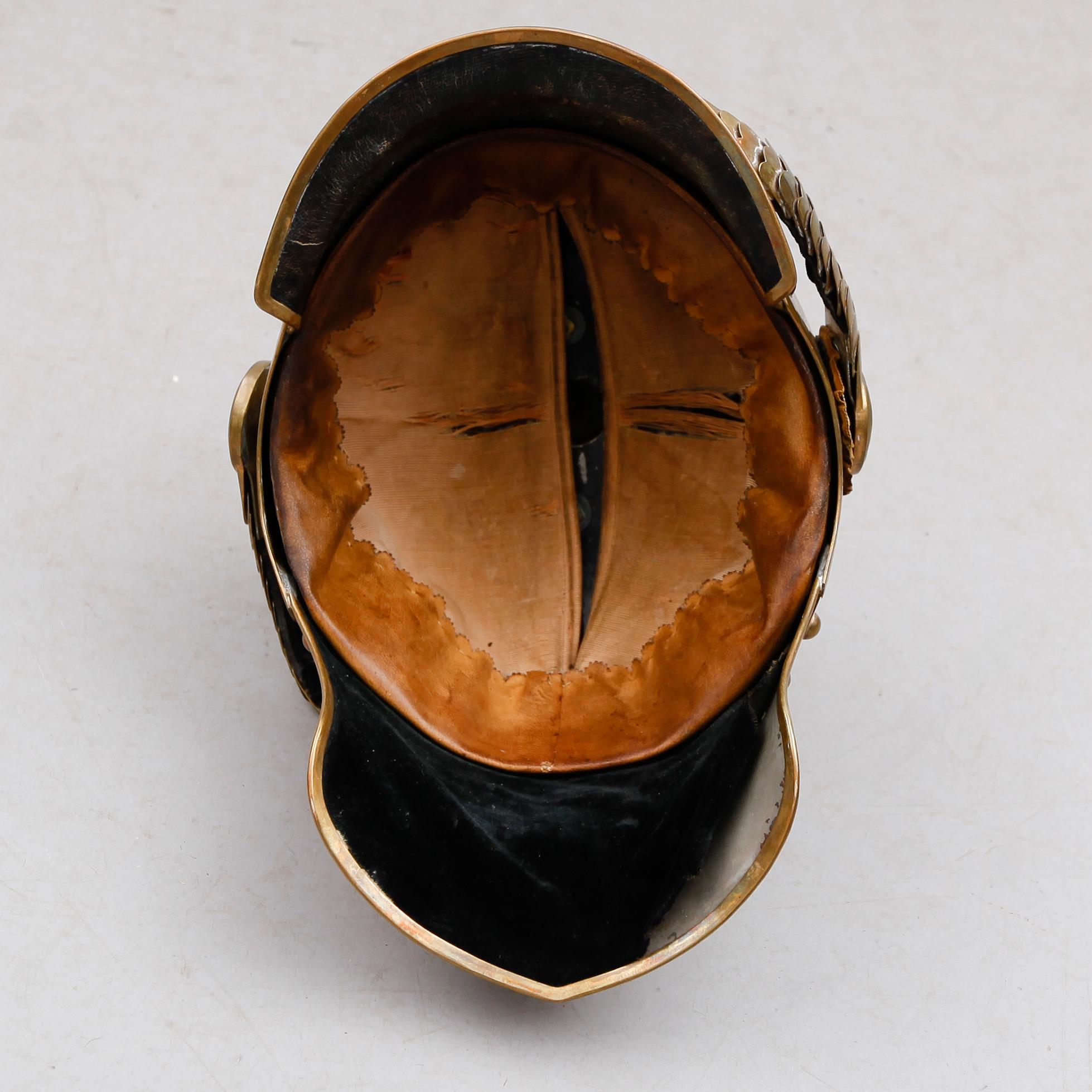 HJÄLM, m/1879-1900 för kavalleriet.