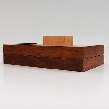 BACKGAMMON/SCHACKSPEL, med pjäser.