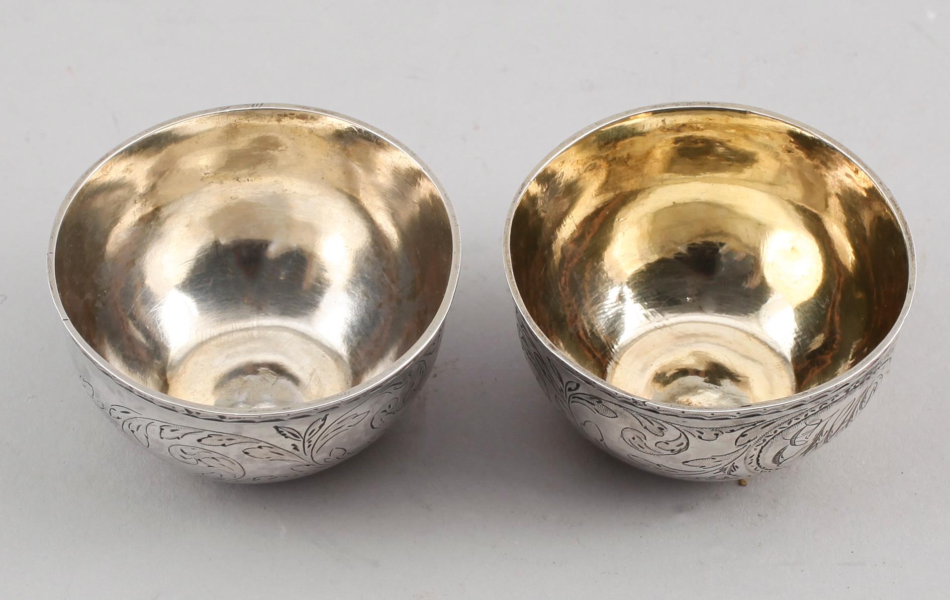 TUMLARE, 1 par, silver, Carl Magnus Ryberg, Stockholm 1825. Vikt ca 64 gram.
