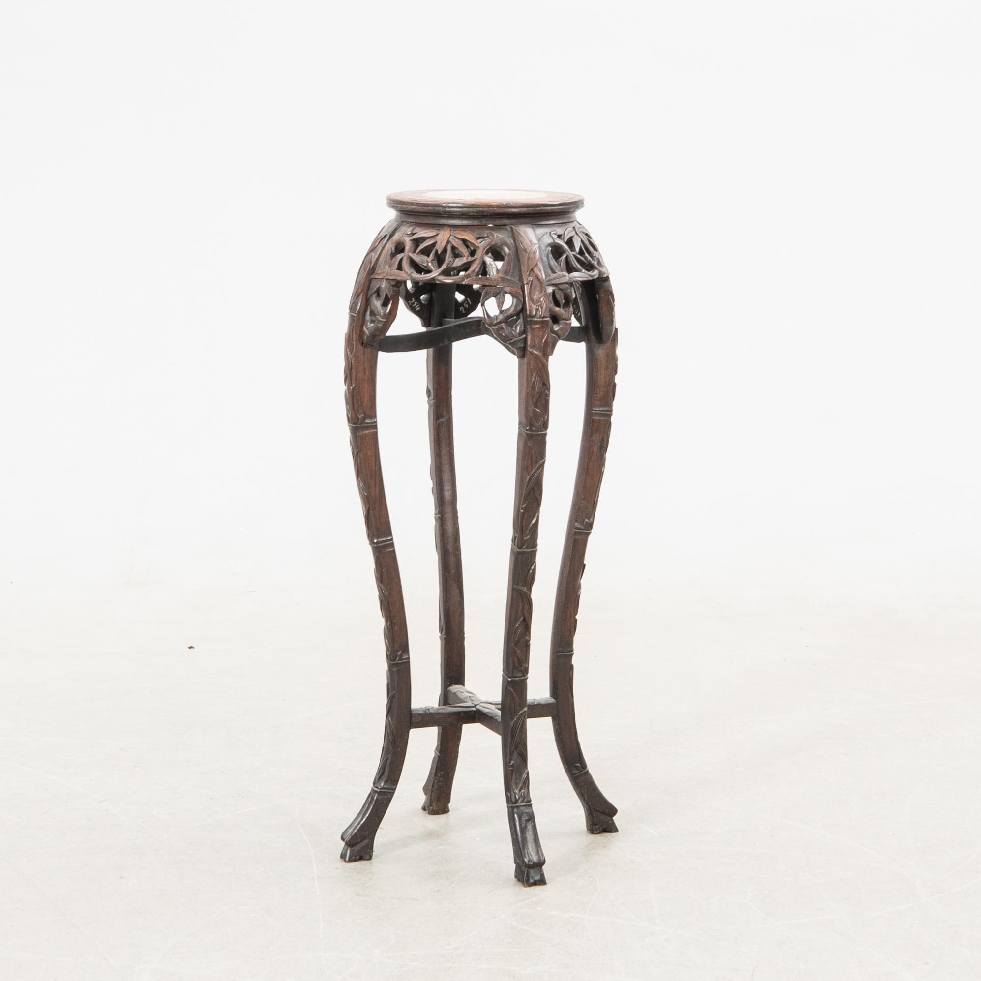 Pedestal China 20th century.