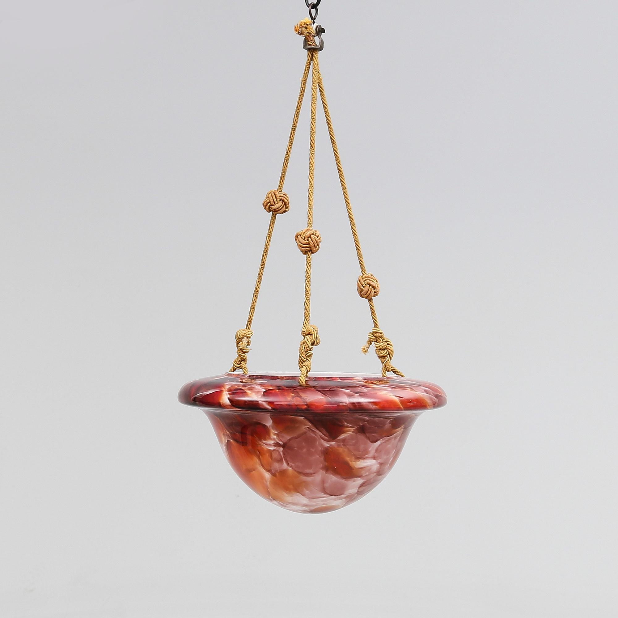 TAKLAMPA, glas, 1900-talets första hälft. Höjd ca 50 cm.