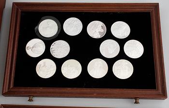 A silver coin collection, 50 pieces, Franklin Mint AB, 1970s, weight ca 3280 g.