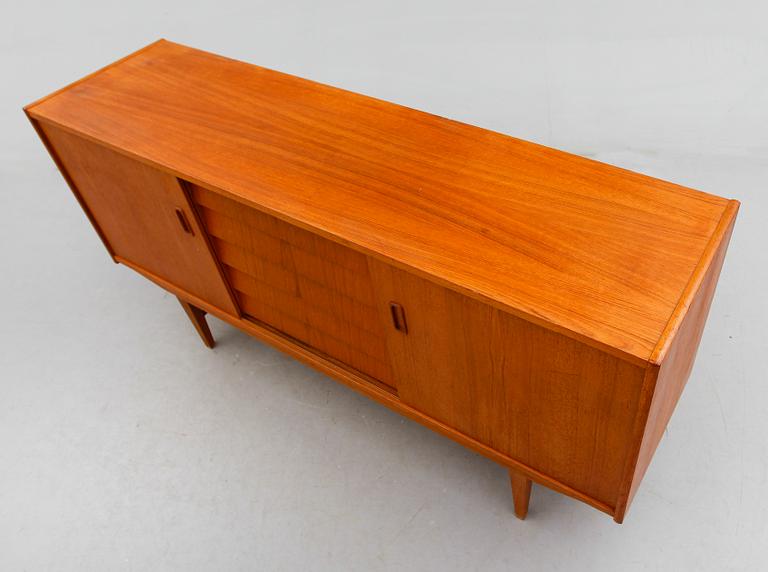 SIDEBOARD, 1900-talets andra hälft.