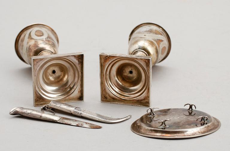 SILVERFÖREMÅL, 4 delar, 1800-/1900-tal. Vikt ca 167 g.