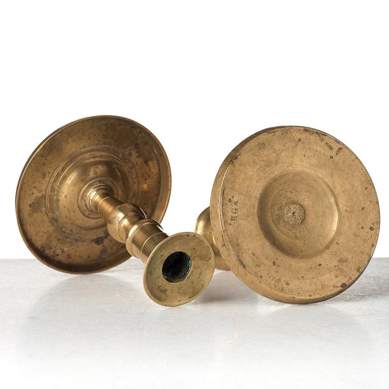 LJUSSTAKAR, 2 st, tidigare Kungl. Husgerådskammaren, gustavianska, 1700-talets slut.