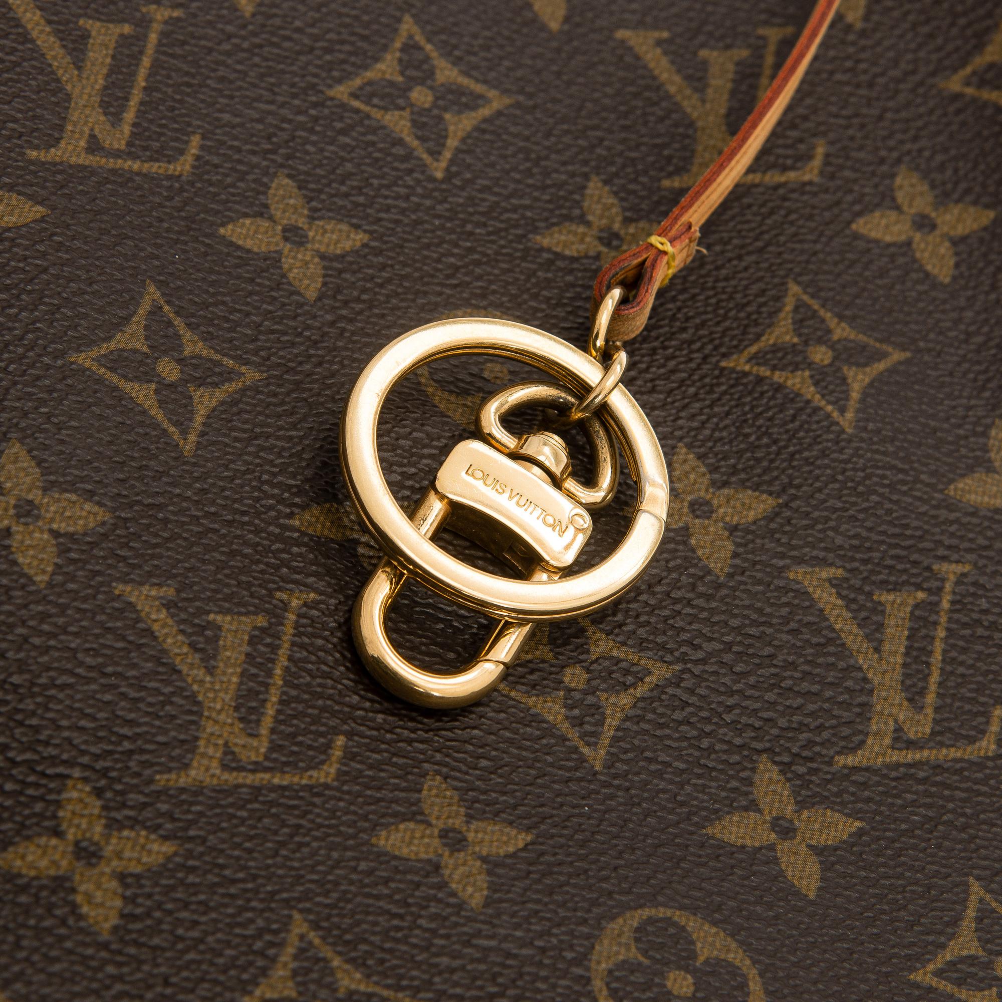 Louis Vuitton, a Monogram Canvas 'Artsy GM' bag.